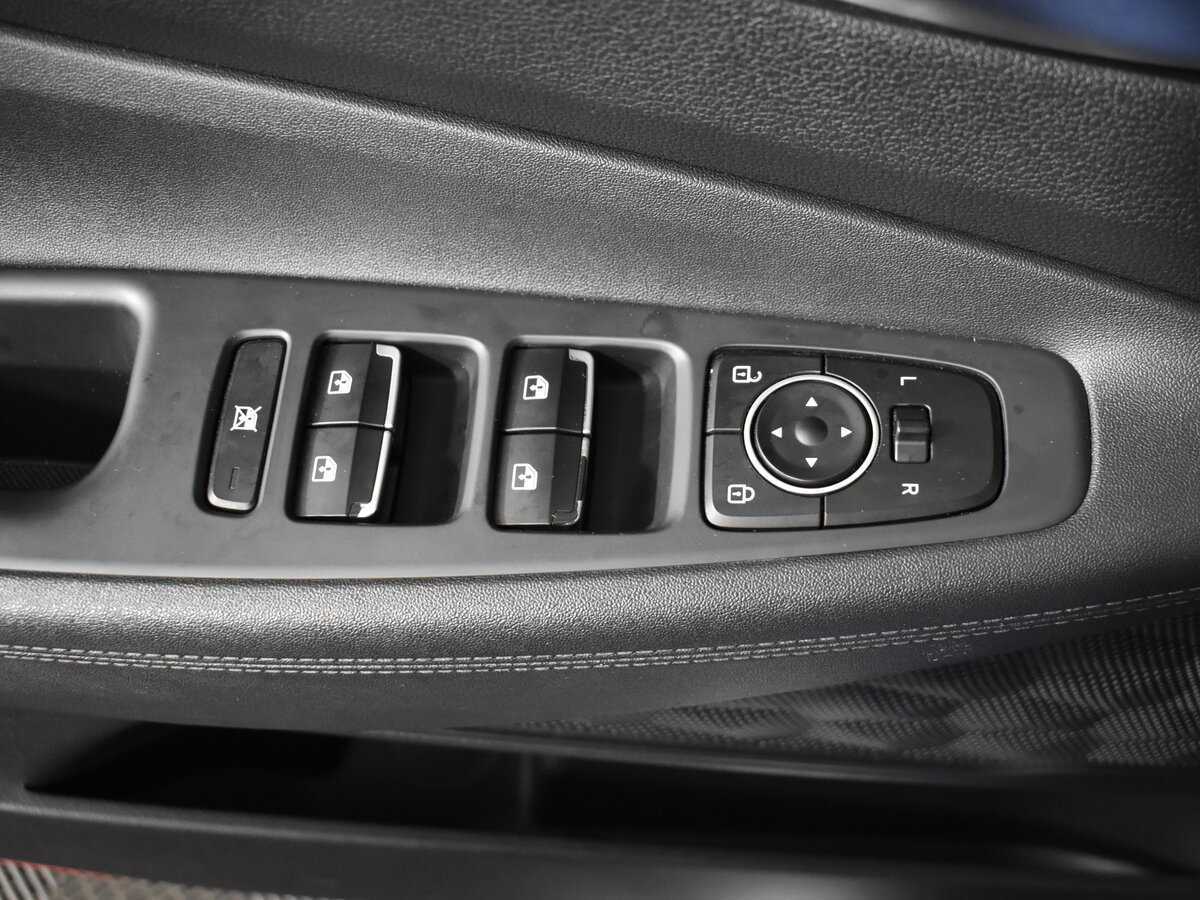 Hyundai Santa Fe 2019 года с пробегом. Фото: #7