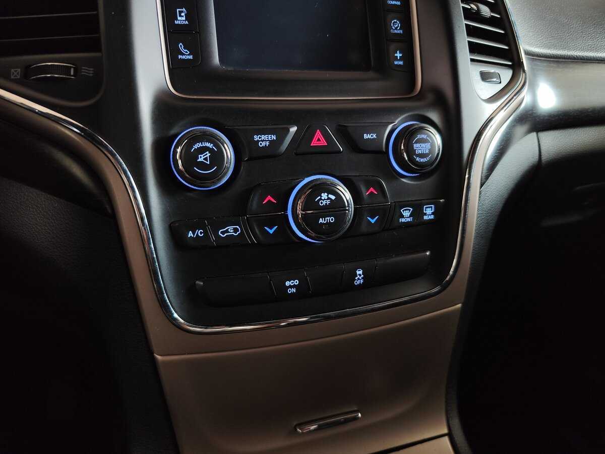 Jeep Grand Cherokee 2013 года с пробегом. Фото: #15