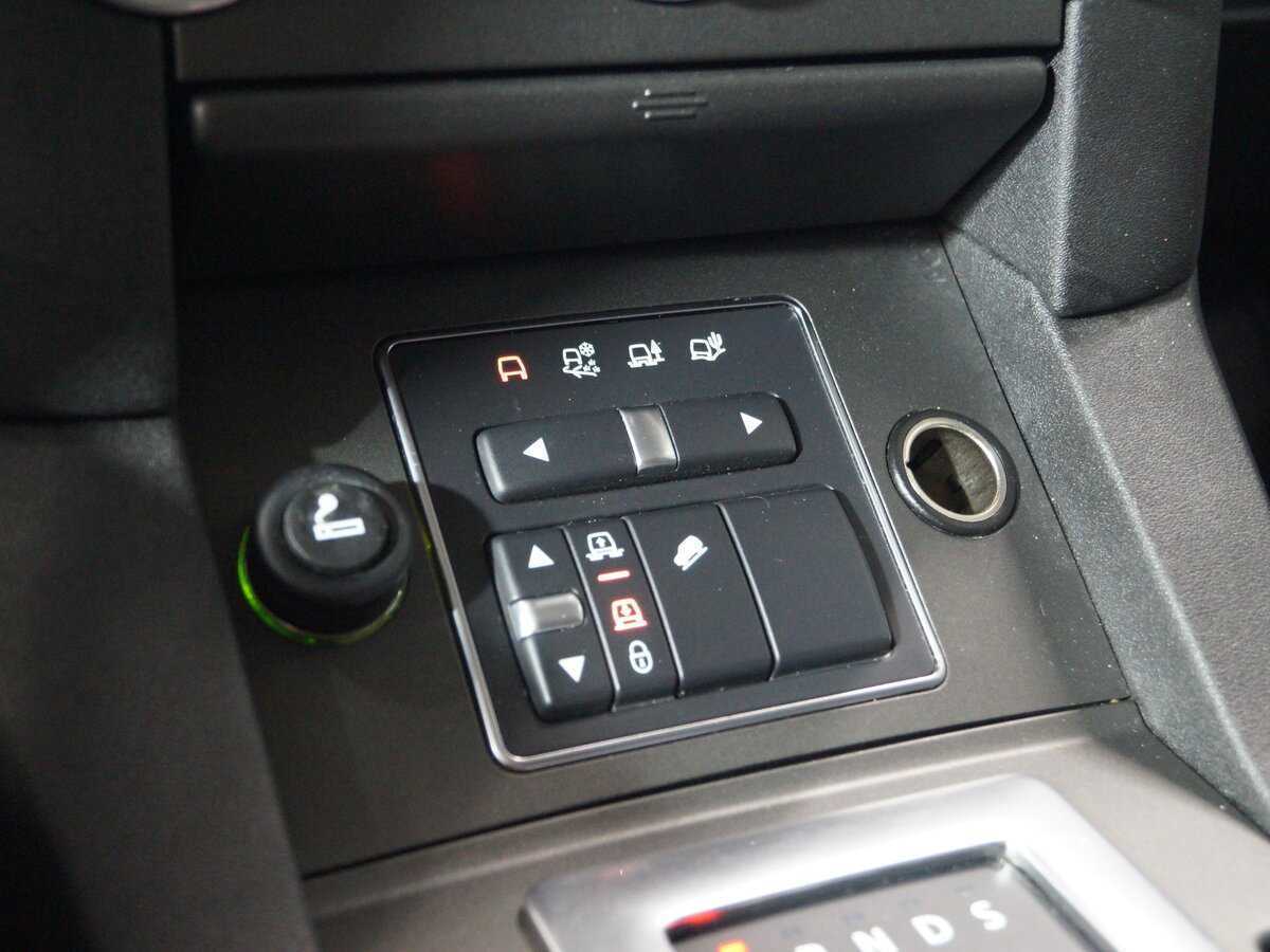 Land Rover Discovery 2015 года с пробегом. Фото: #25