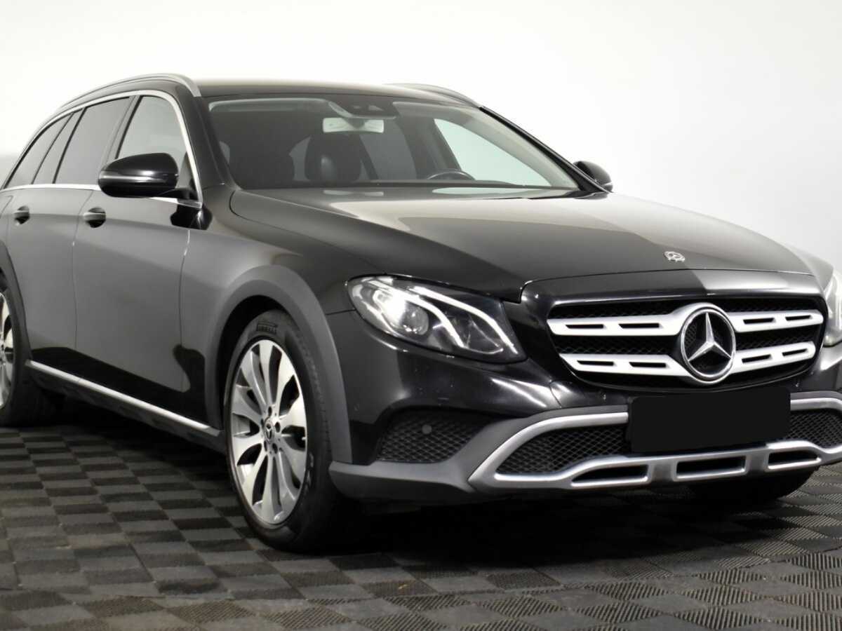 Mercedes-Benz E-Класс 2017 года с пробегом. Фото: #2