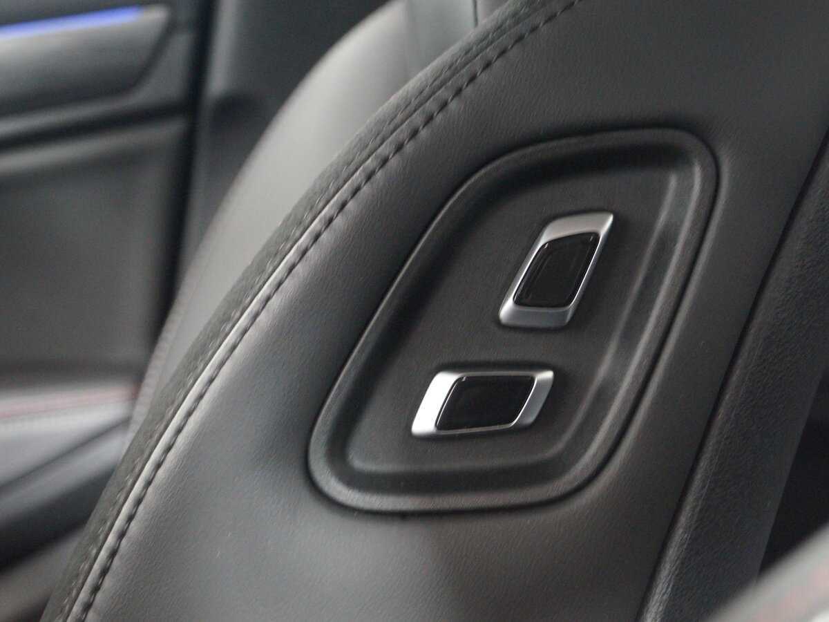 Geely Tugella 2021 года с пробегом. Фото: #27