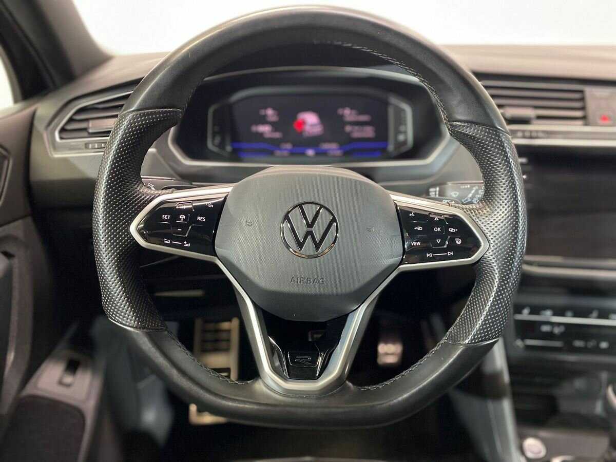 Volkswagen Tiguan 2021 года с пробегом. Фото: #11