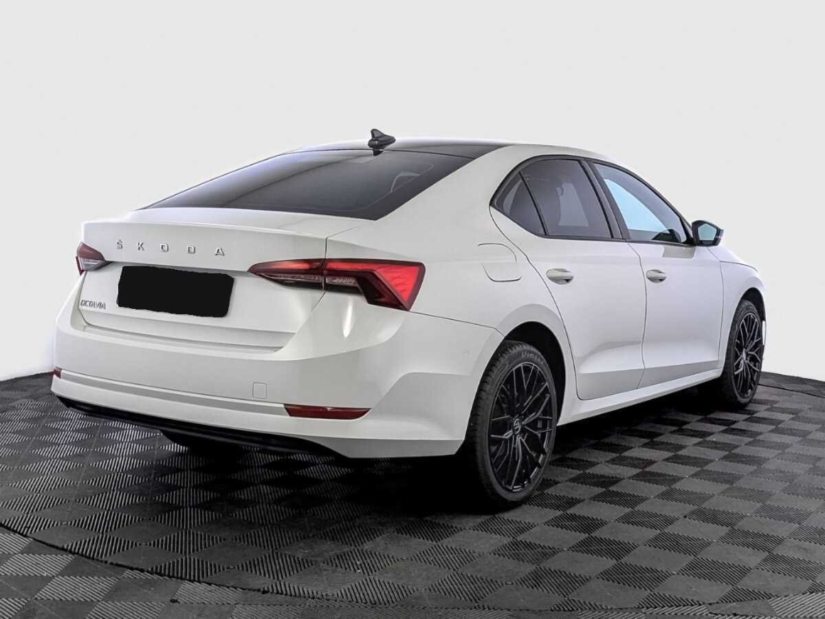 Skoda Octavia 2021 года с пробегом. Фото: #4