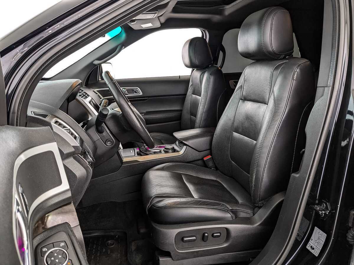 Ford Explorer 2015 года с пробегом. Фото: #15