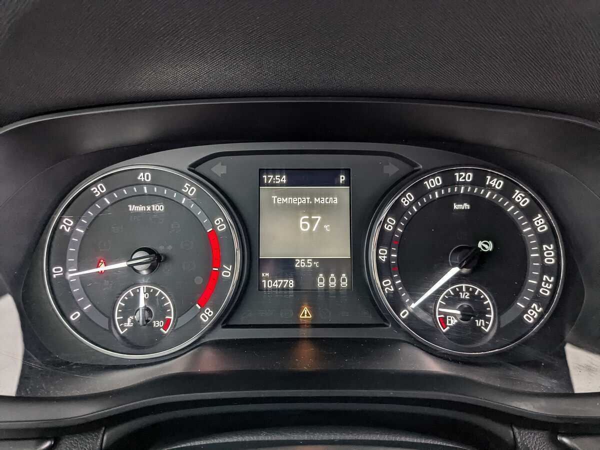 Skoda Octavia 2021 года с пробегом. Фото: #11