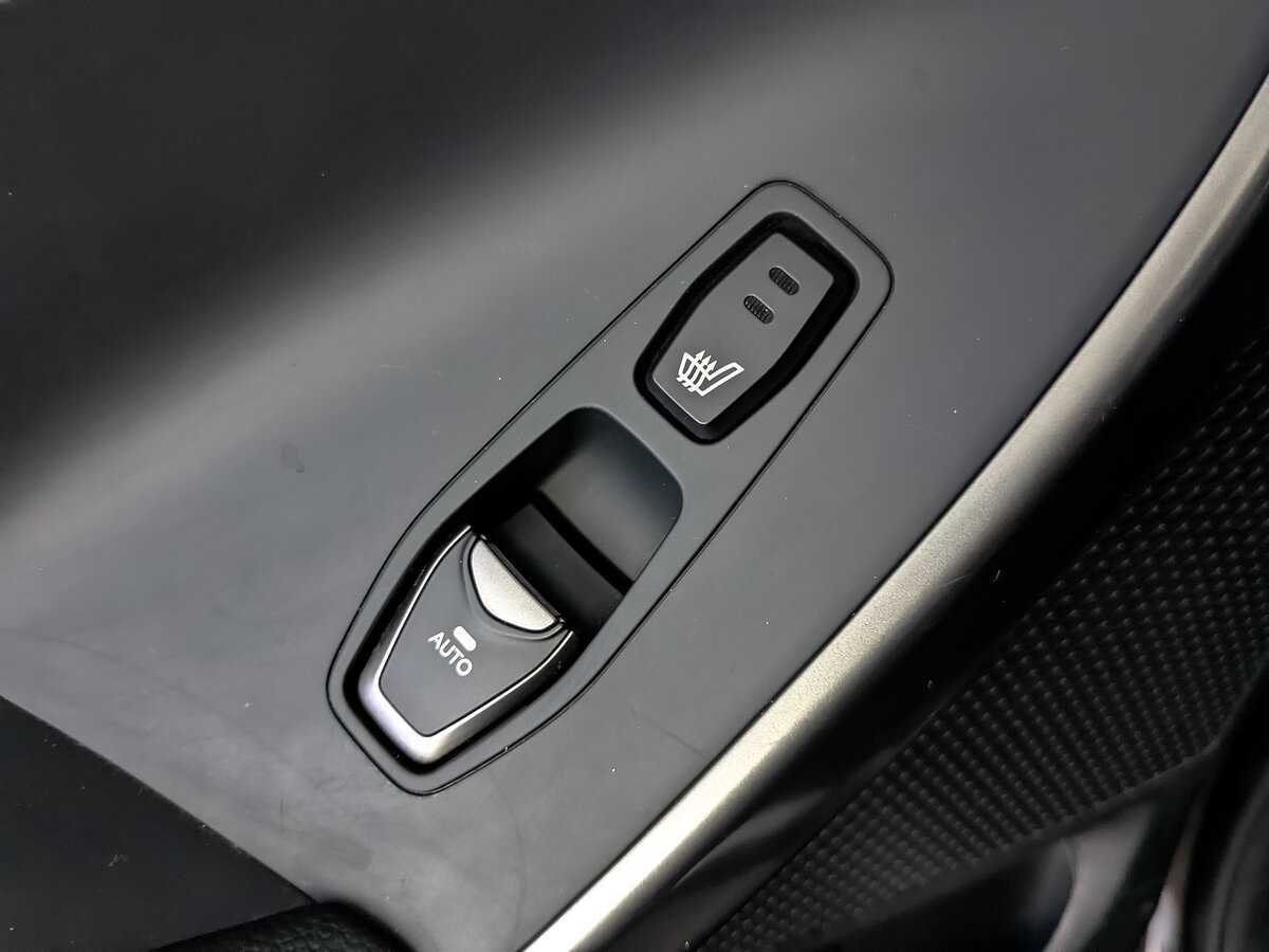 Hyundai Santa Fe 2017 года с пробегом. Фото: #21