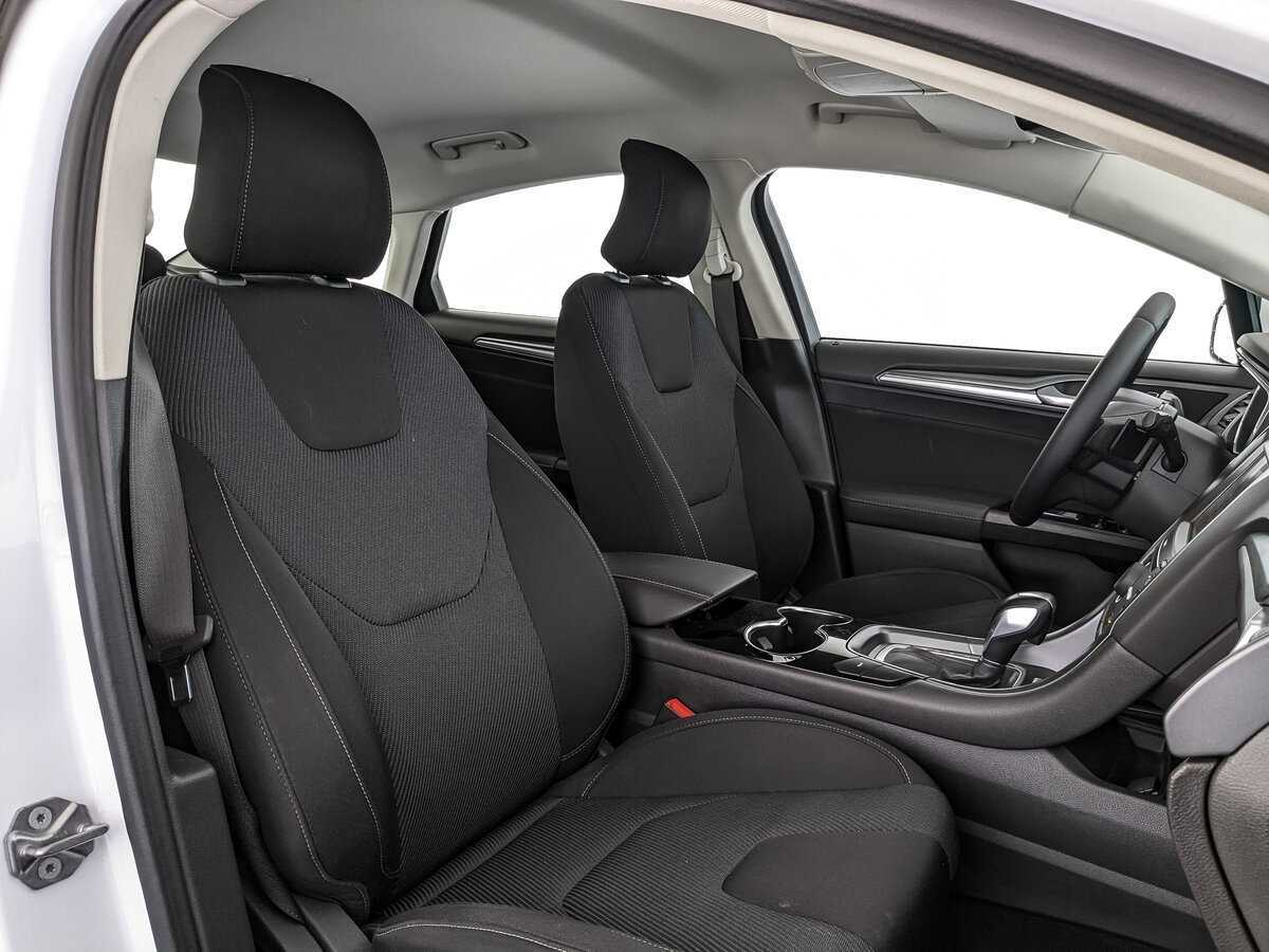 Ford Mondeo 2016 года с пробегом. Фото: #17