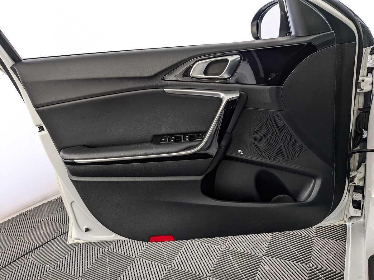 Kia Ceed 2019 года с пробегом. Фото: #13