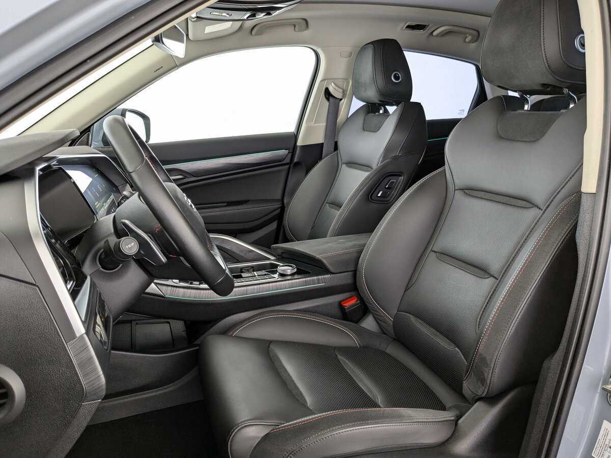 Geely Tugella 2022 года с пробегом. Фото: #16