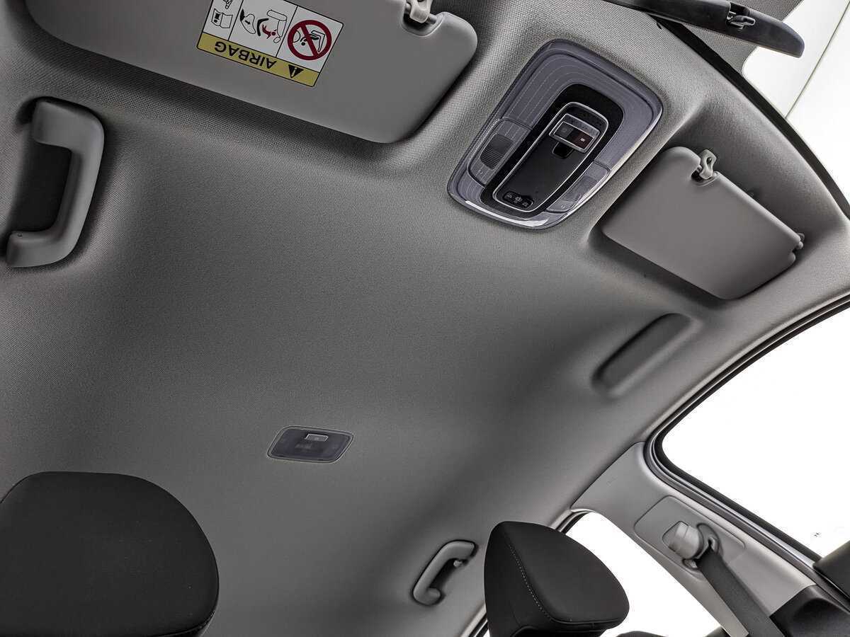 Hyundai Elantra 2022 года с пробегом. Фото: #18