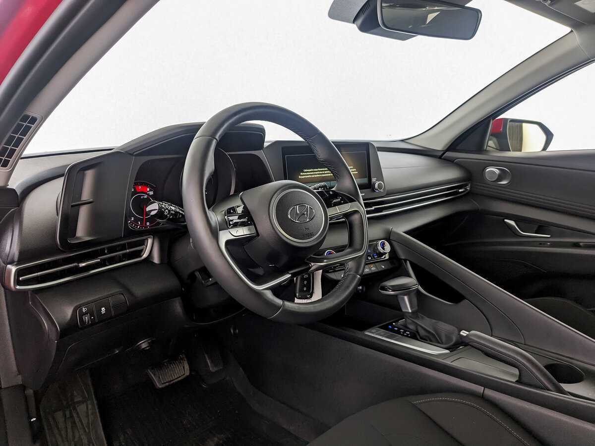 Hyundai Elantra 2021 года с пробегом. Фото: #13