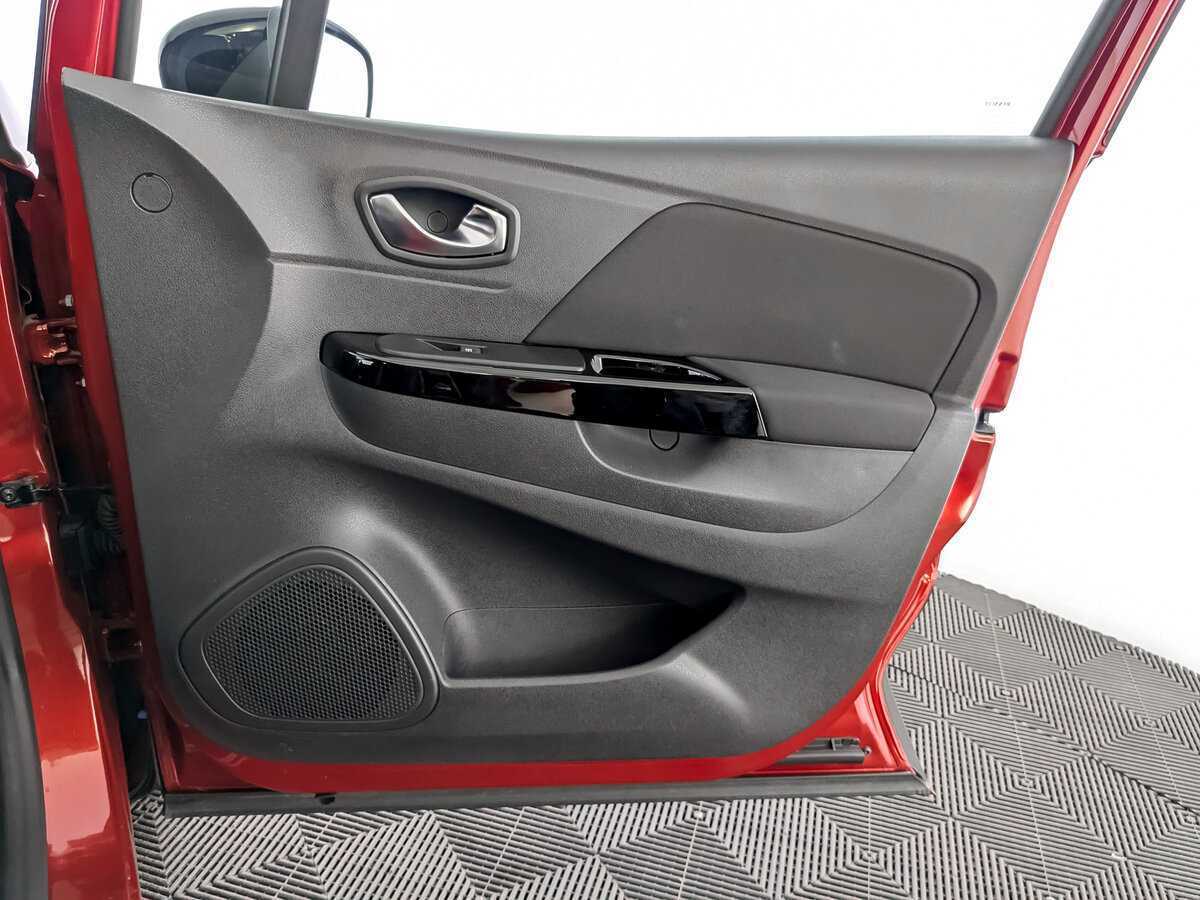 Renault Kaptur 2021 года с пробегом. Фото: #19