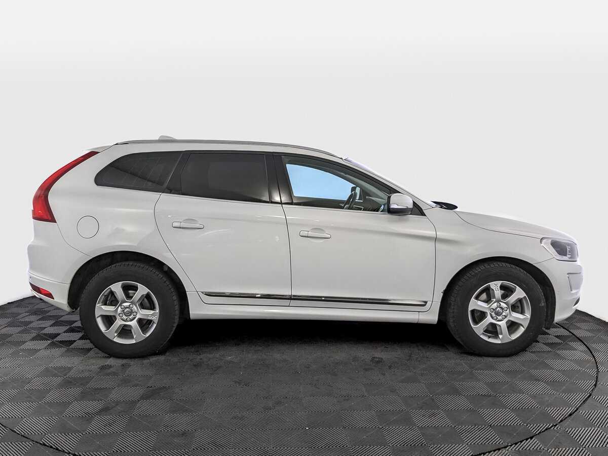 Volvo XC60 2017 года с пробегом. Фото: #3
