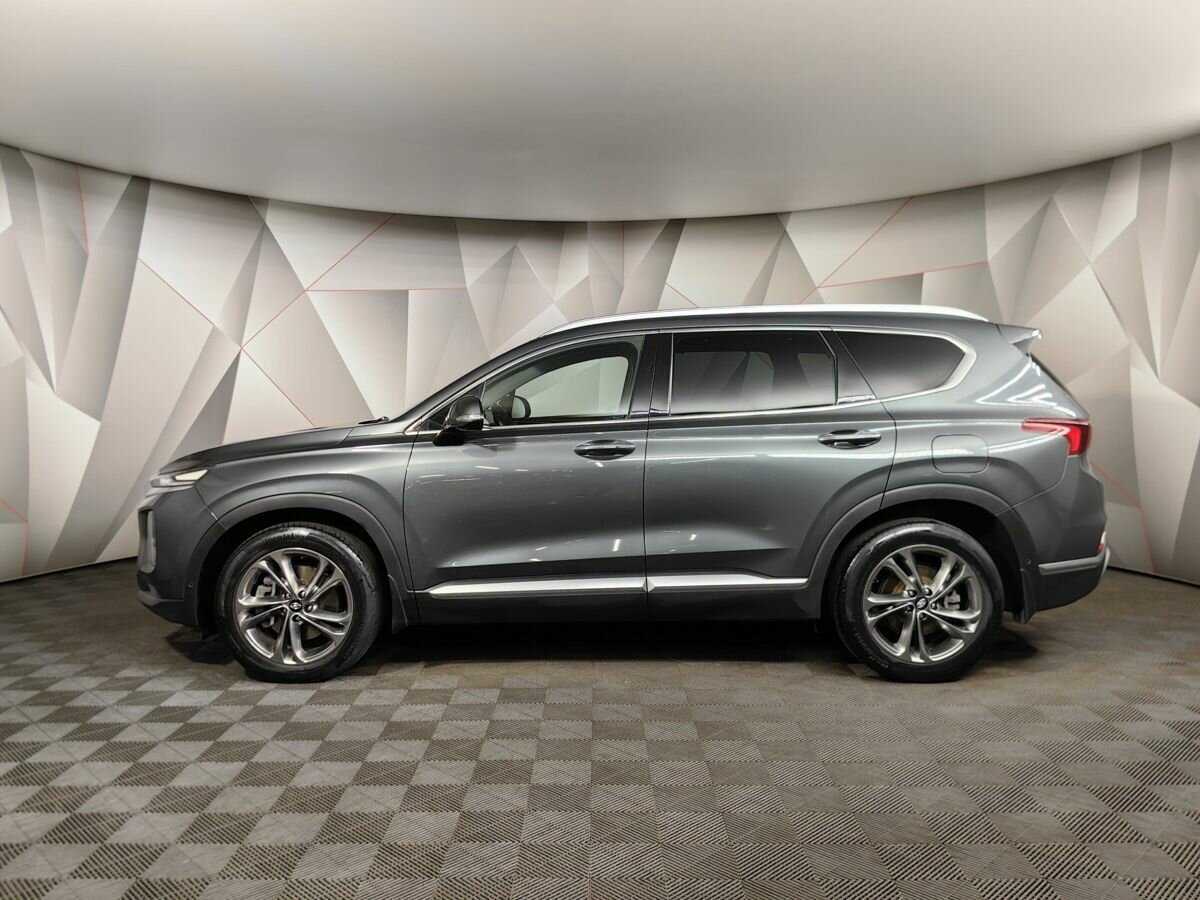 Hyundai Santa Fe 2018 года с пробегом. Фото: #4