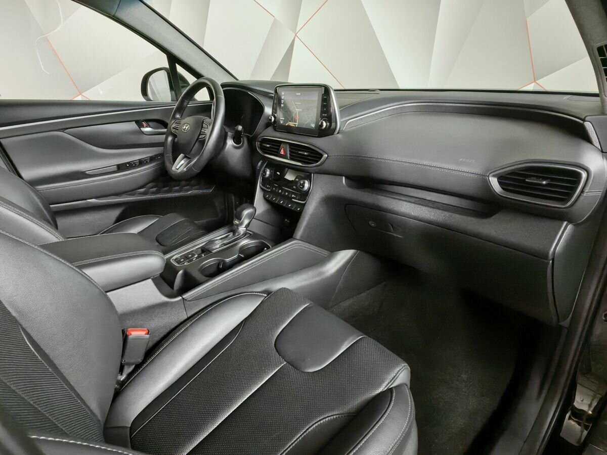 Hyundai Santa Fe 2019 года с пробегом. Фото: #8