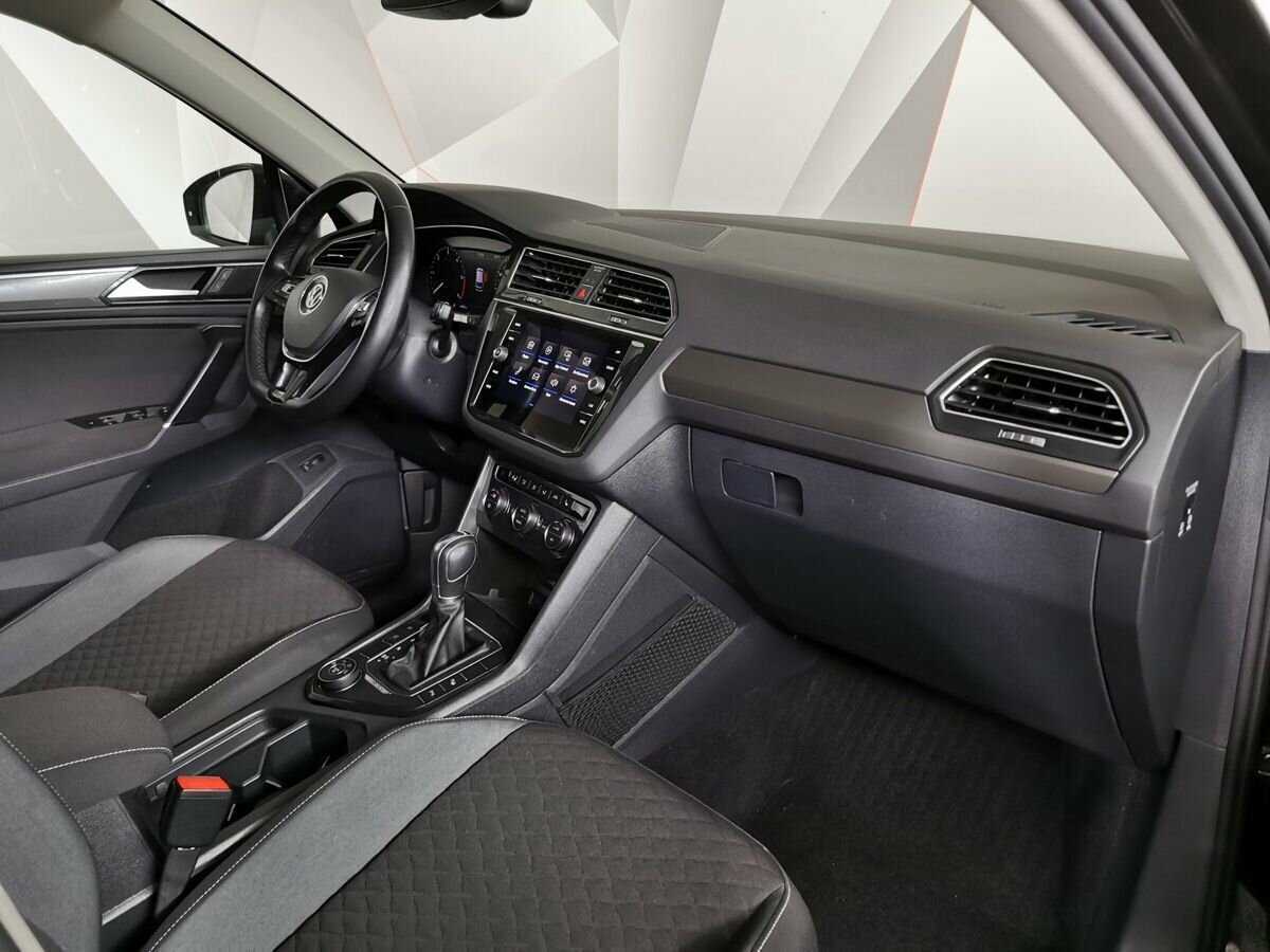 Volkswagen Tiguan 2018 года с пробегом. Фото: #8