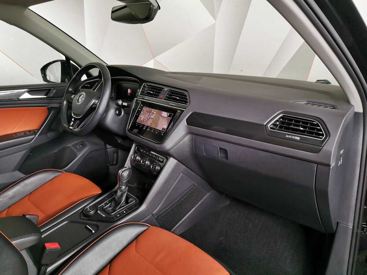 Volkswagen Tiguan 2019 года с пробегом. Фото: #8