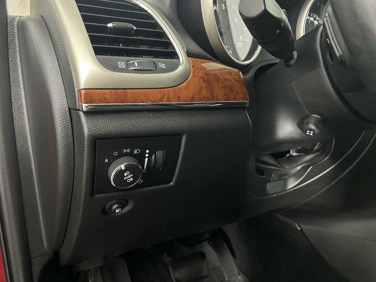 Jeep Grand Cherokee 2012 года с пробегом. Фото: #8