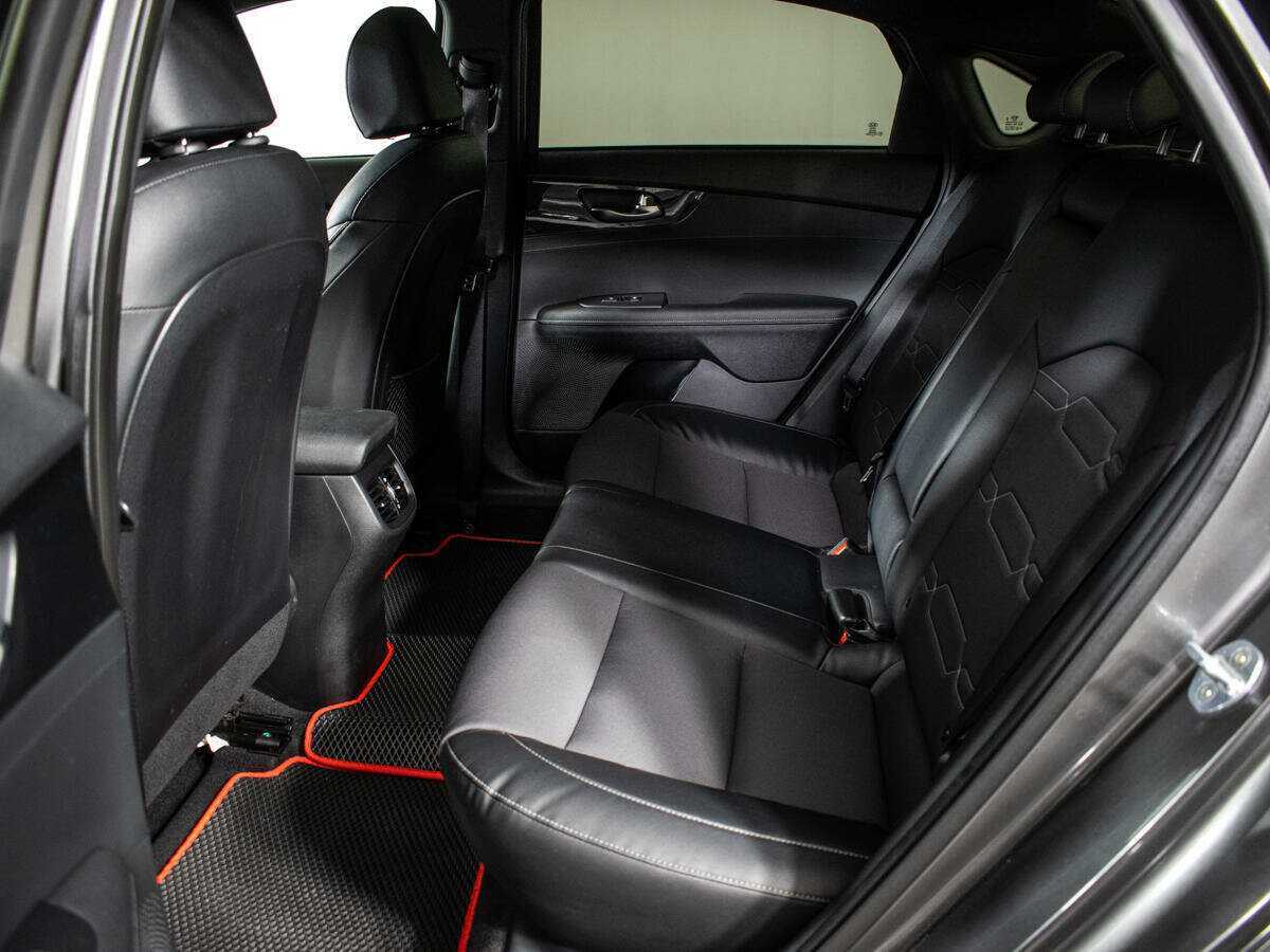 Kia Cerato 2021 года с пробегом. Фото: #9