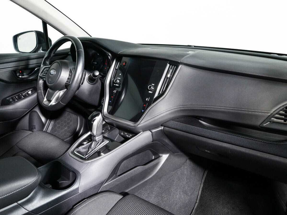 Subaru Legacy 2020 года с пробегом. Фото: #6