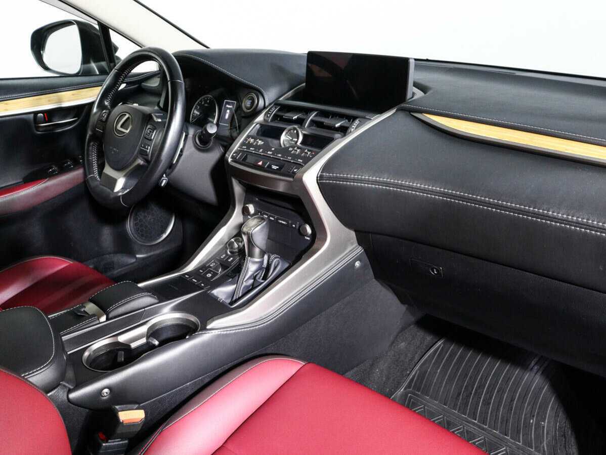 Lexus NX 2018 года с пробегом. Фото: #6