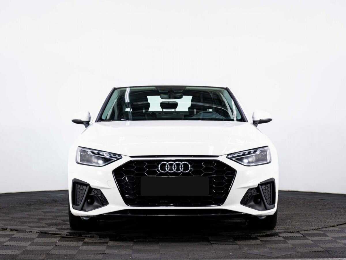 Audi A4 2020 года с пробегом. Фото: #1