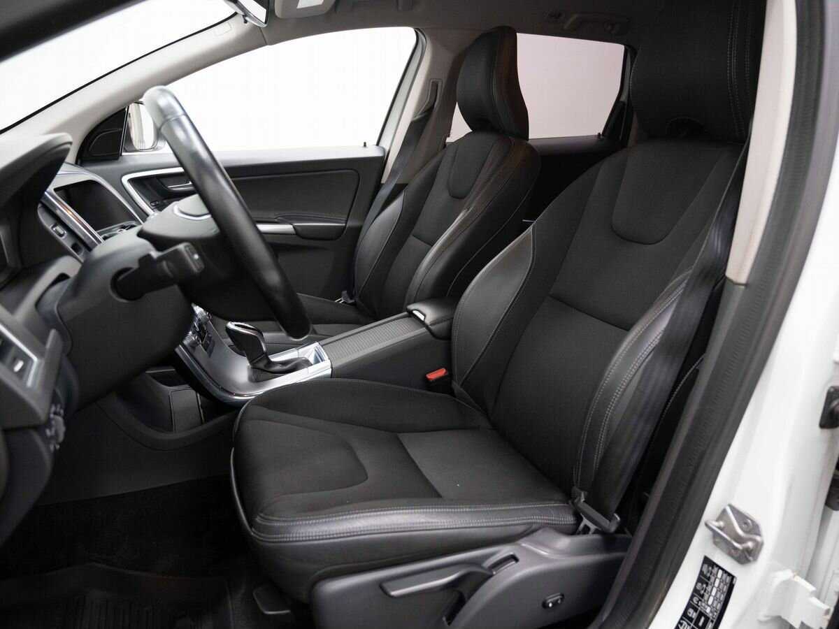 Volvo XC60 2017 года с пробегом. Фото: #7