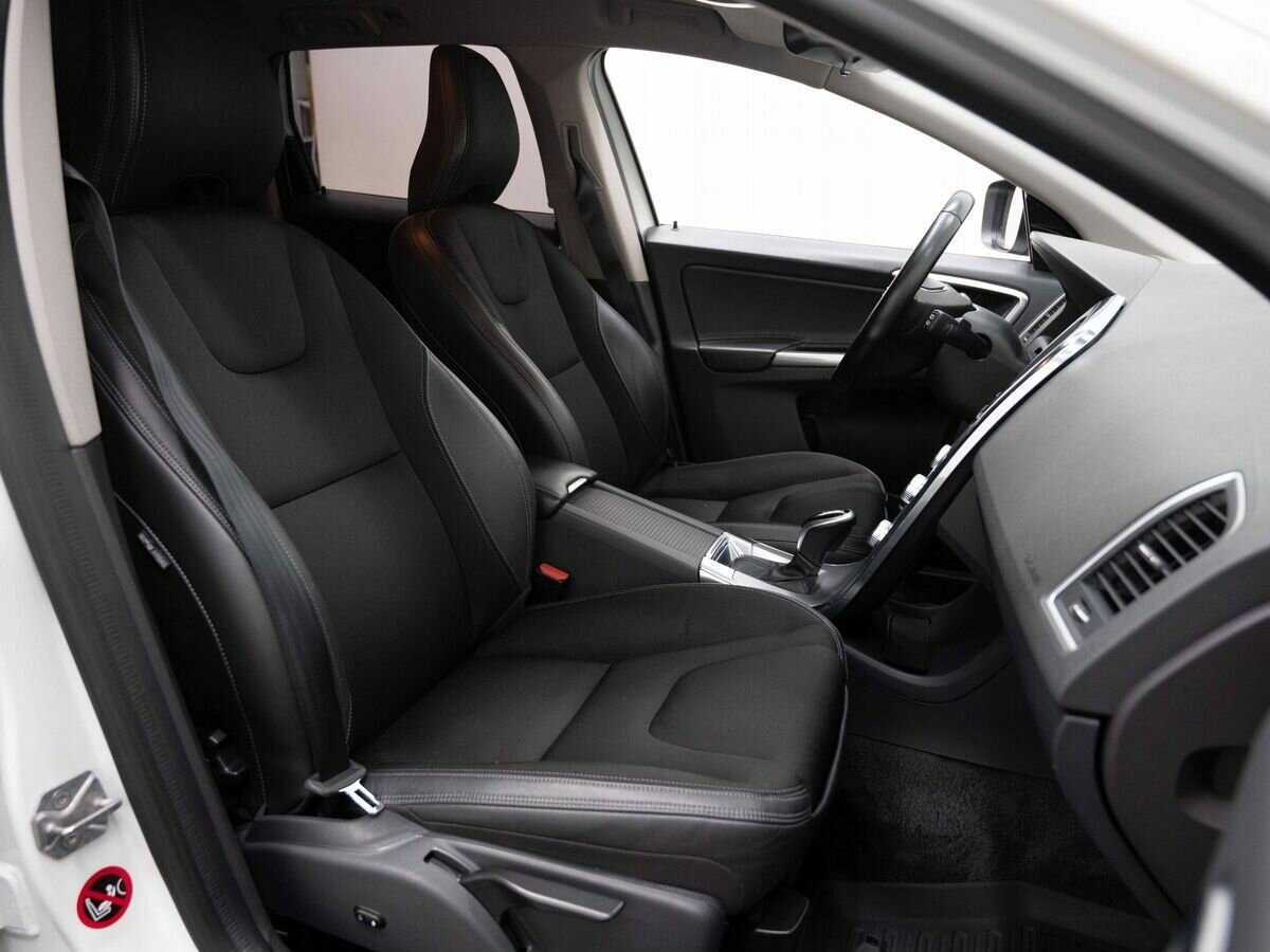 Volvo XC60 2017 года с пробегом. Фото: #11