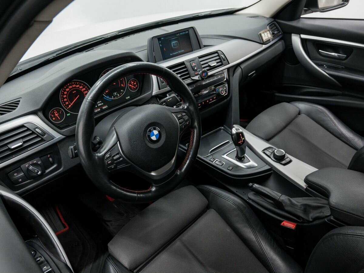 BMW 3 серии 2017 года с пробегом. Фото: #12
