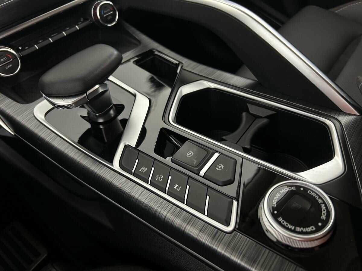 Geely Tugella 2021 года с пробегом. Фото: #10