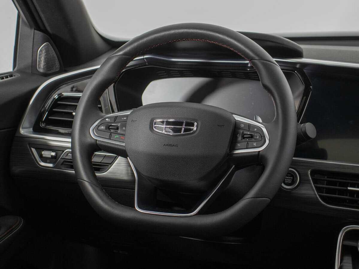 Geely Tugella 2022 года с пробегом. Фото: #17