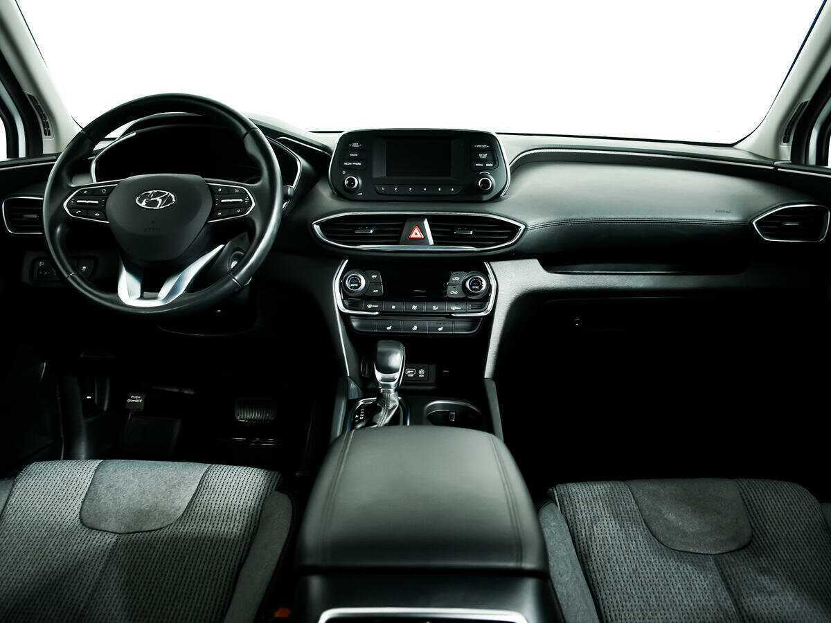 Hyundai Santa Fe 2019 года с пробегом. Фото: #8