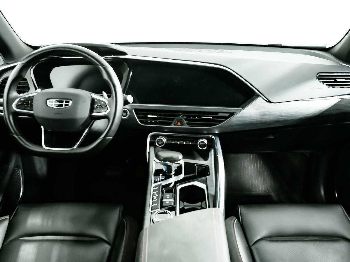 Geely Tugella 2022 года с пробегом. Фото: #10