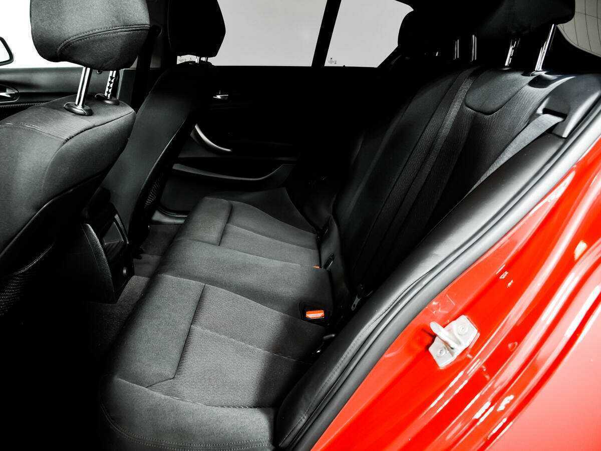 BMW 1 серии 2016 года с пробегом. Фото: #11