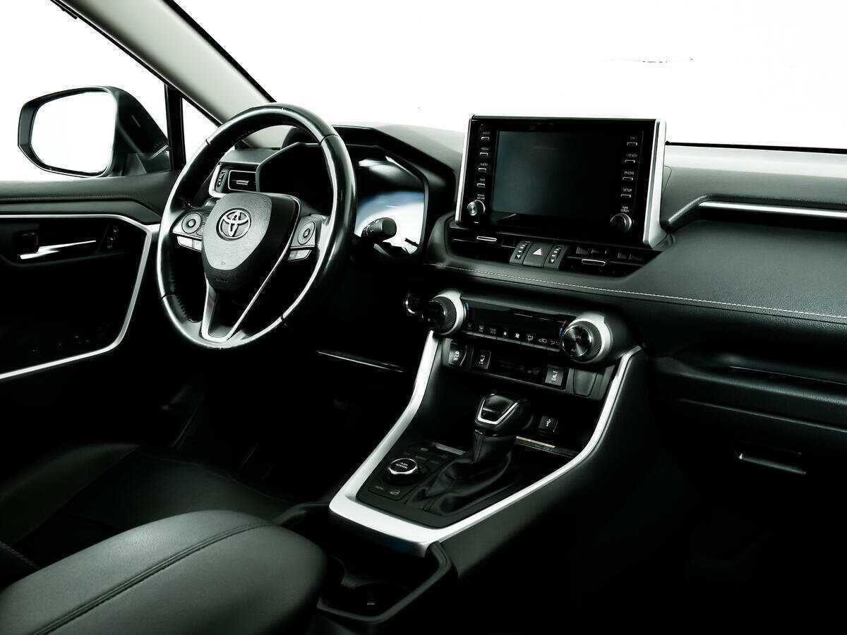 Toyota RAV4 2020 года с пробегом. Фото: #8