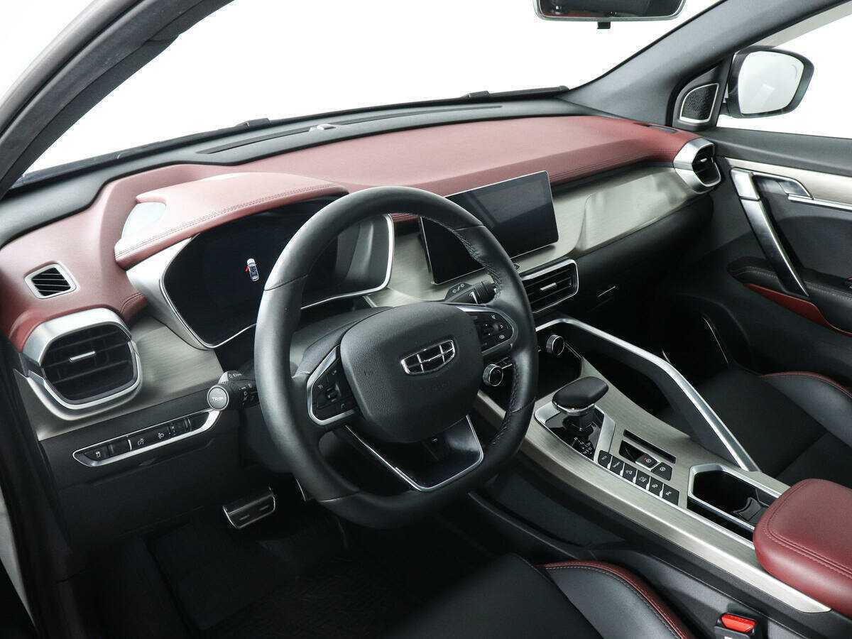 Geely Coolray 2023 года с пробегом. Фото: #8