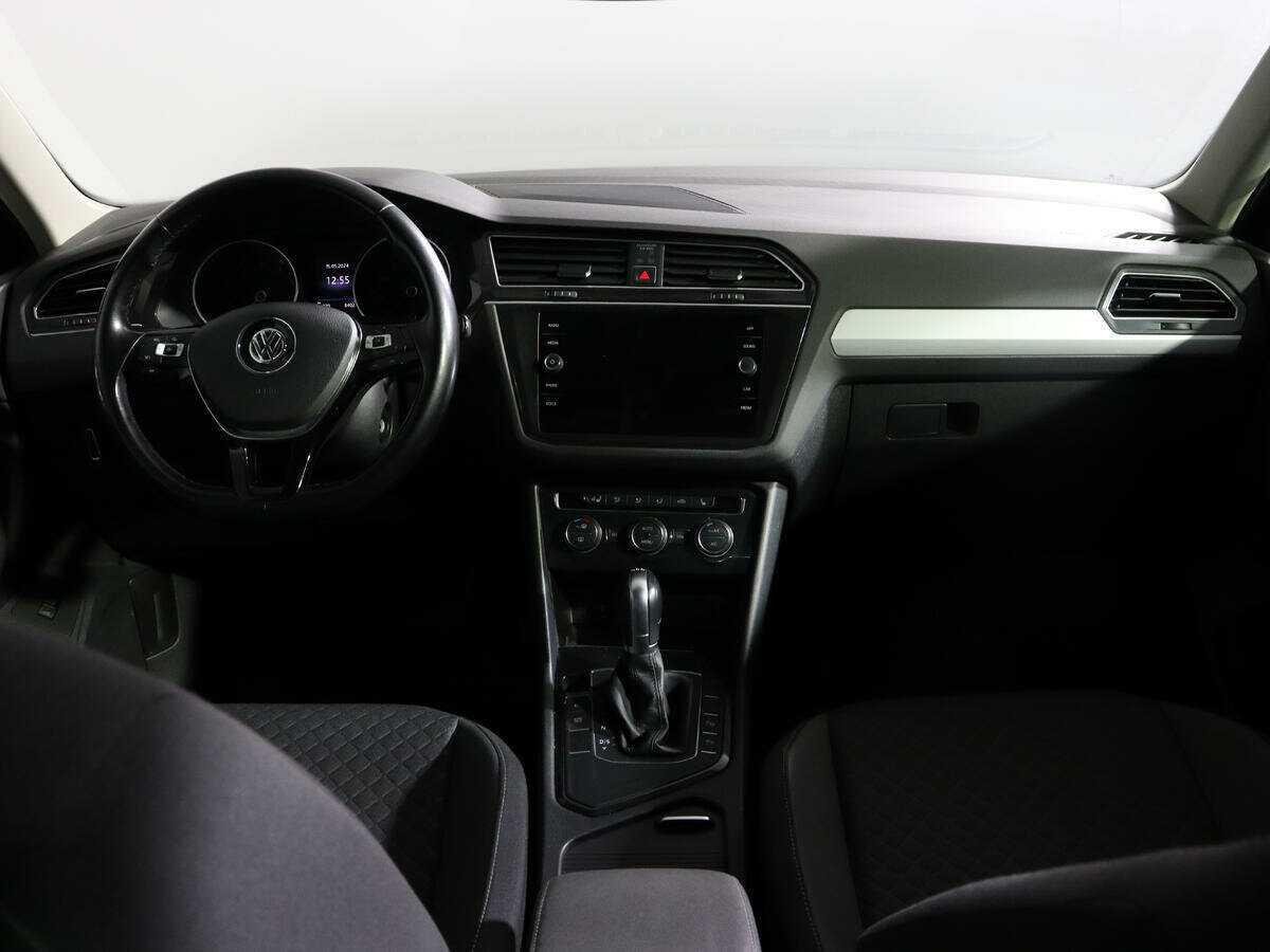 Volkswagen Tiguan 2017 года с пробегом. Фото: #9