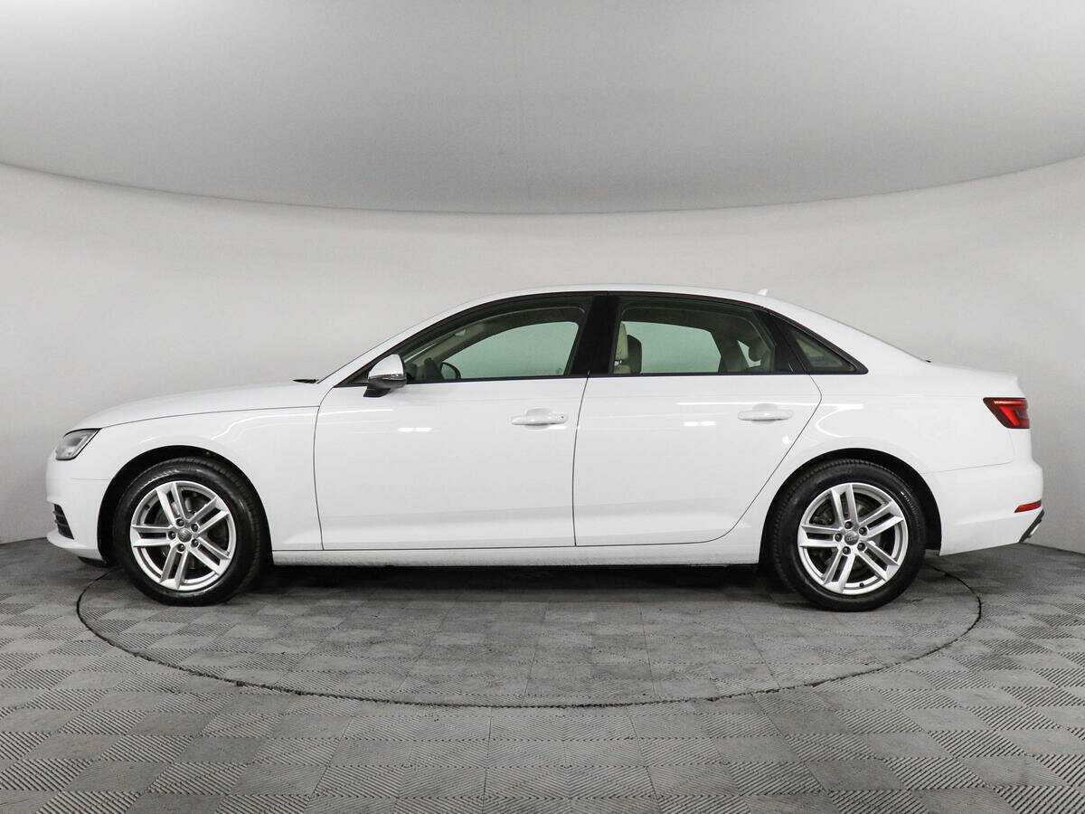 Audi A4 2019 года с пробегом. Фото: #7
