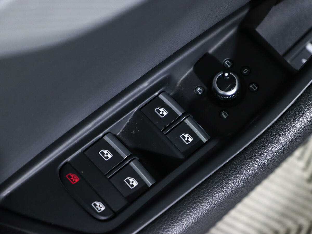 Audi A4 2018 года с пробегом. Фото: #15