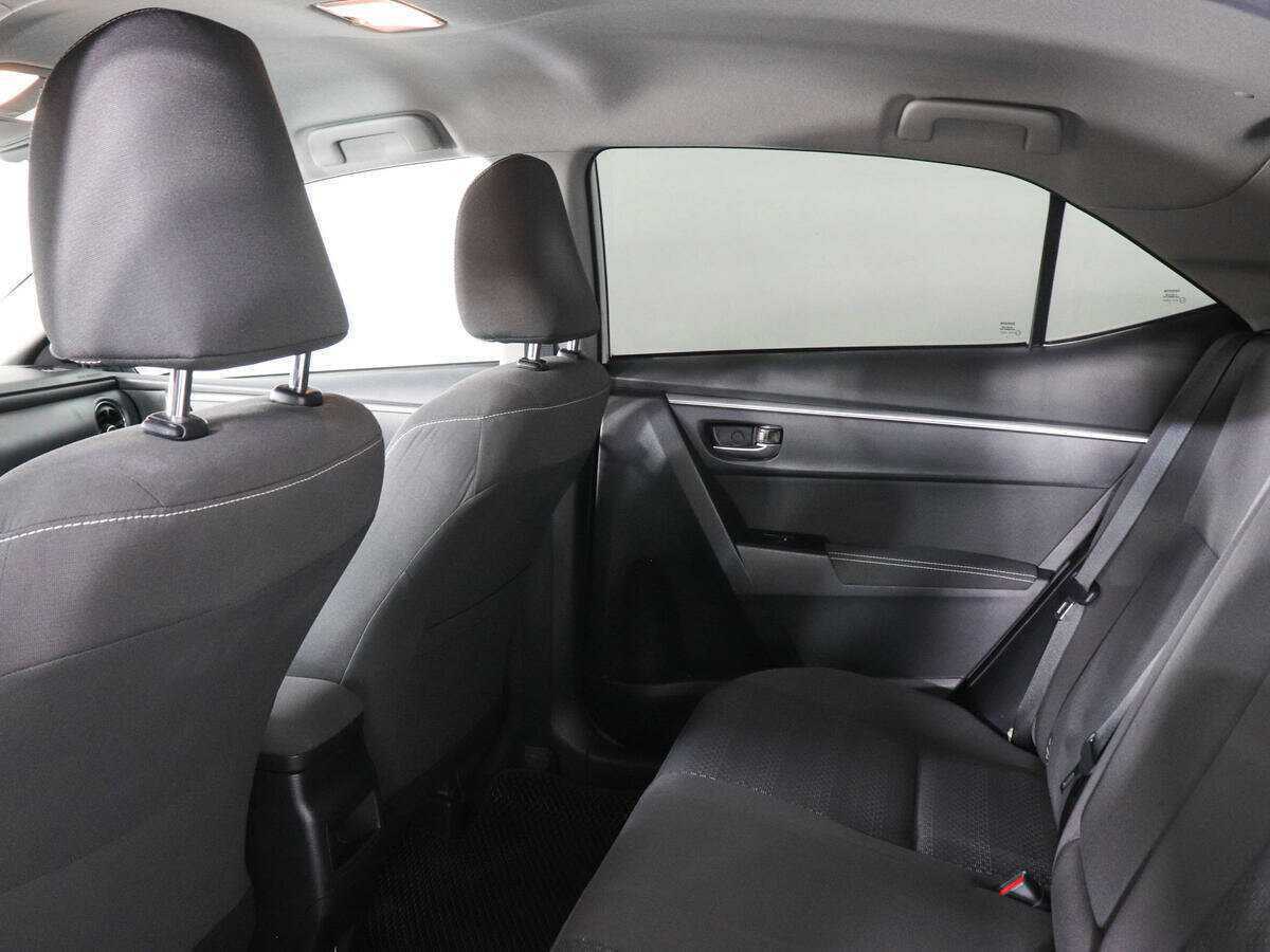 Toyota Corolla 2018 года с пробегом. Фото: #11
