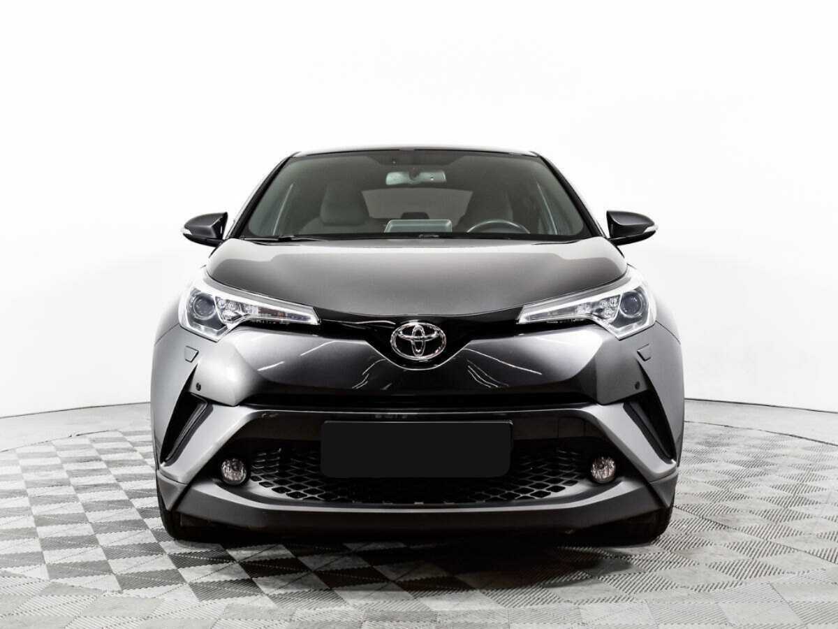 Toyota C-HR 2019 года с пробегом. Фото: #1