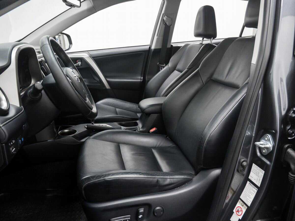Toyota RAV4 2013 года с пробегом. Фото: #14