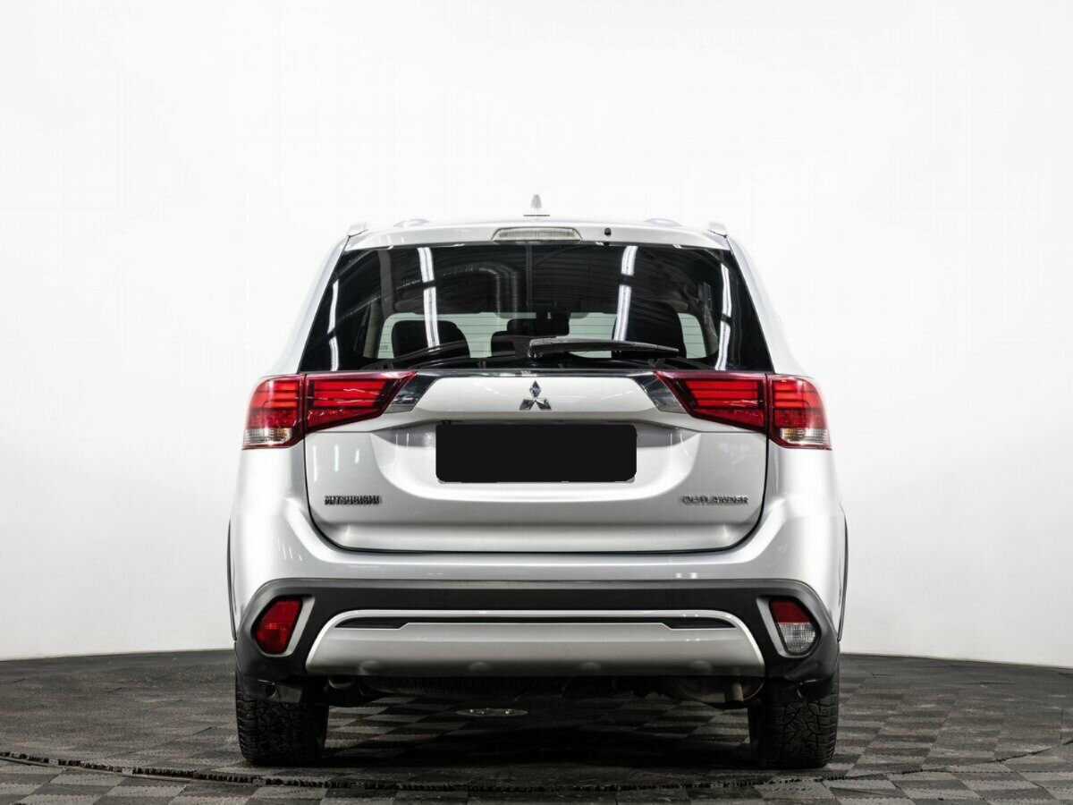 Mitsubishi Outlander 2019 года с пробегом. Фото: #4