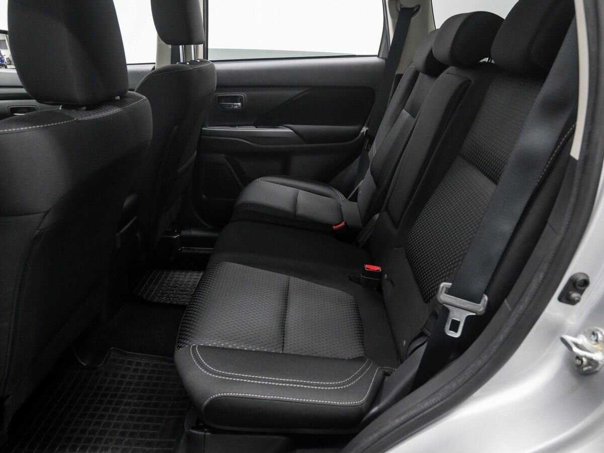 Mitsubishi Outlander 2019 года с пробегом. Фото: #12