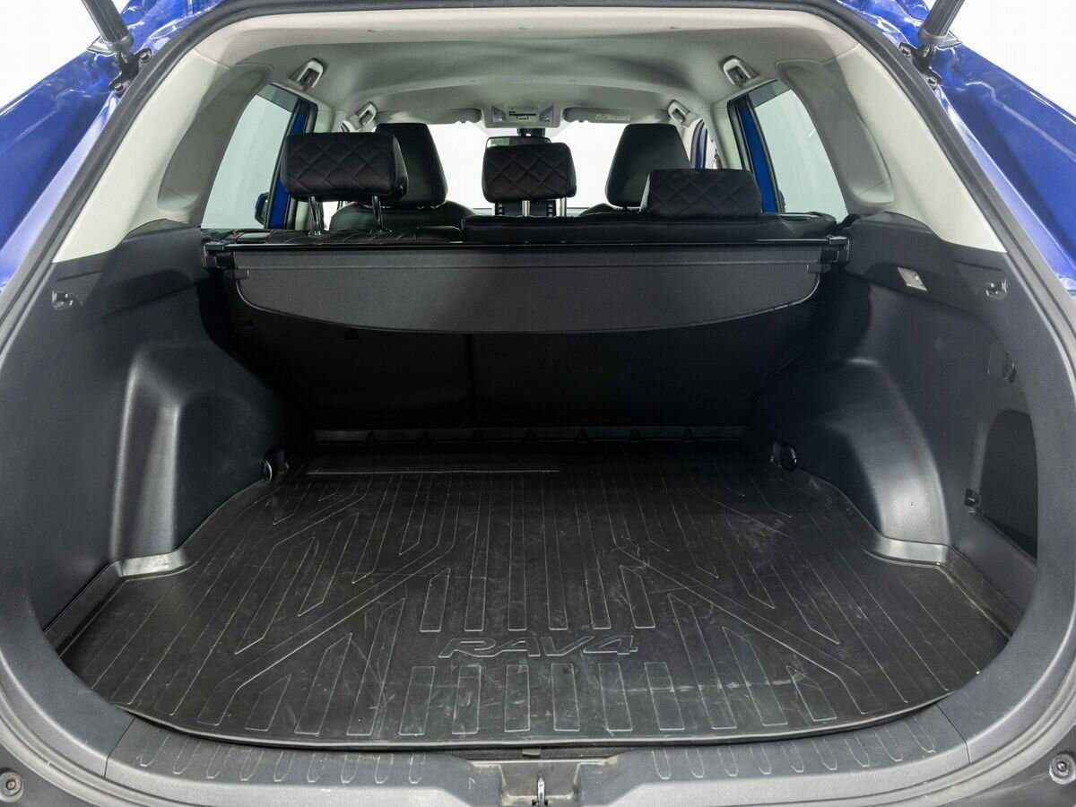 Toyota RAV4 2021 года с пробегом. Фото: #24