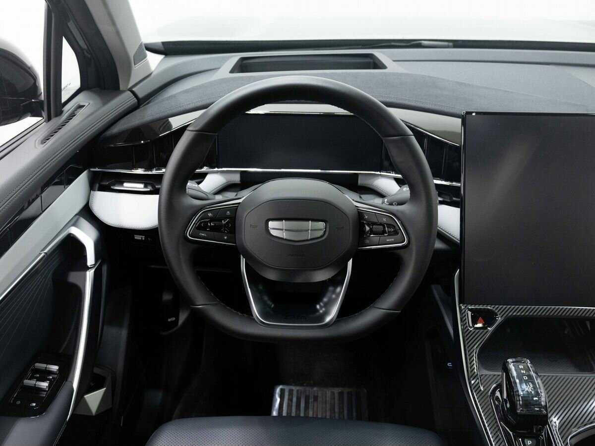 Geely Atlas 2023 года с пробегом. Фото: #16
