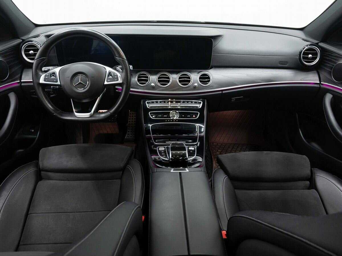 Mercedes-Benz E-Класс 2016 года с пробегом. Фото: #12