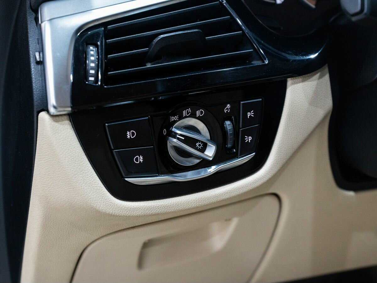 BMW 5 серии 2017 года с пробегом. Фото: #13