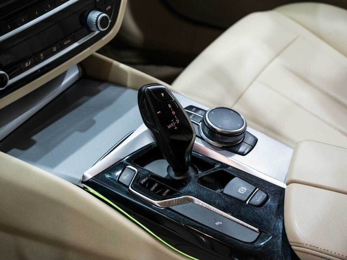 BMW 5 серии 2017 года с пробегом. Фото: #14