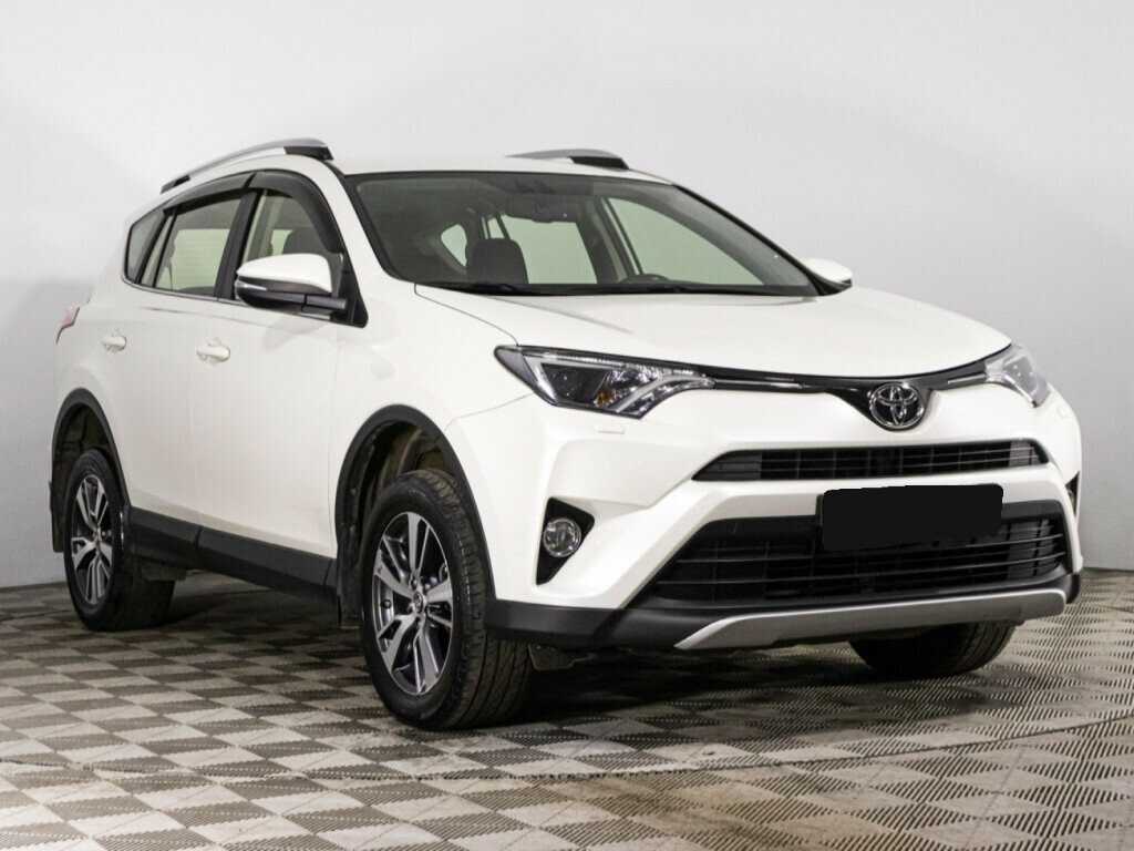 Toyota RAV4 2016 года с пробегом. Фото: #2